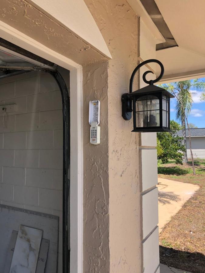 Vila Cheerful 3 Bed House In A Cul- De-Sac! Tampa Exteriér fotografie